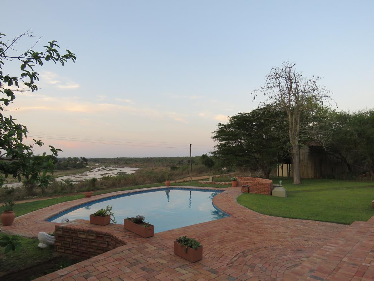 Kruger View Tree House Villa Marloth Park Bagian luar foto