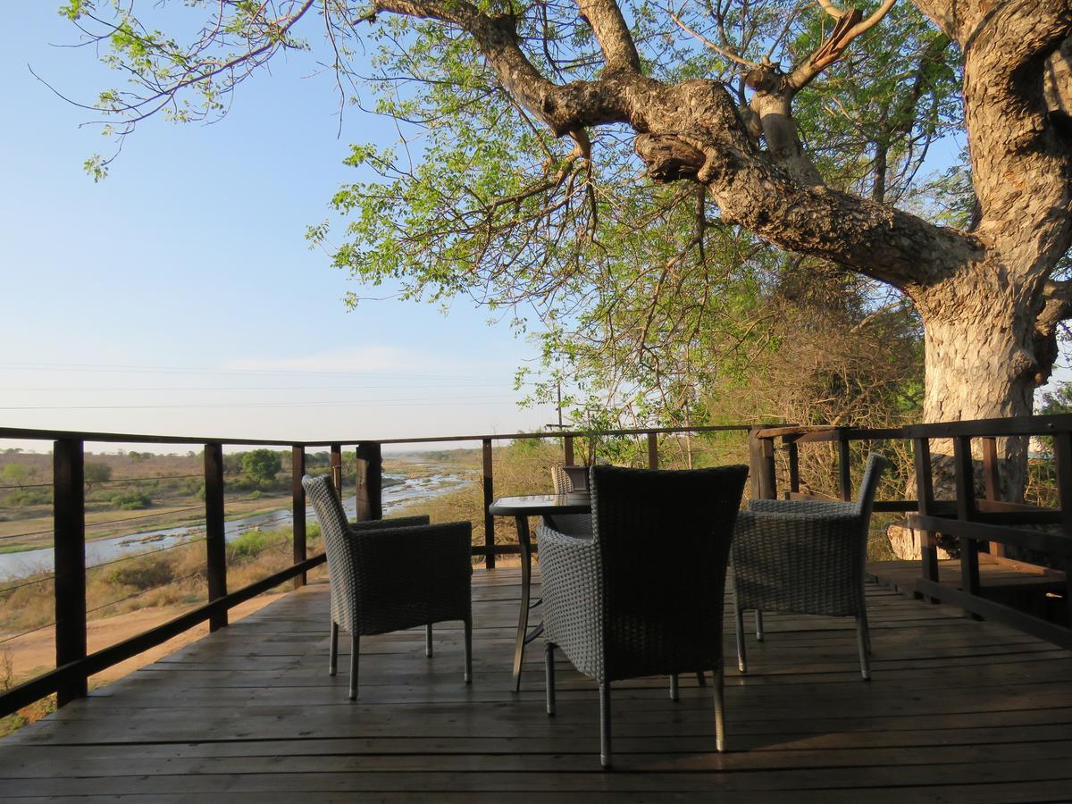 Kruger View Tree House Villa Marloth Park Bagian luar foto